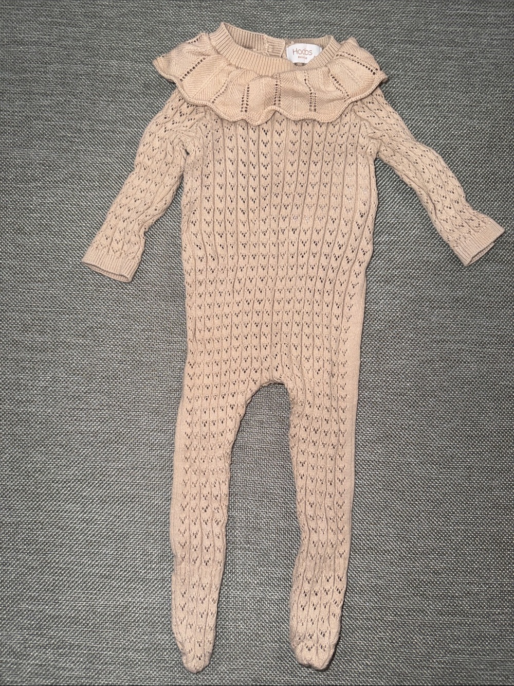Hadas mini love cream knit baby girl footie size 0-3 months